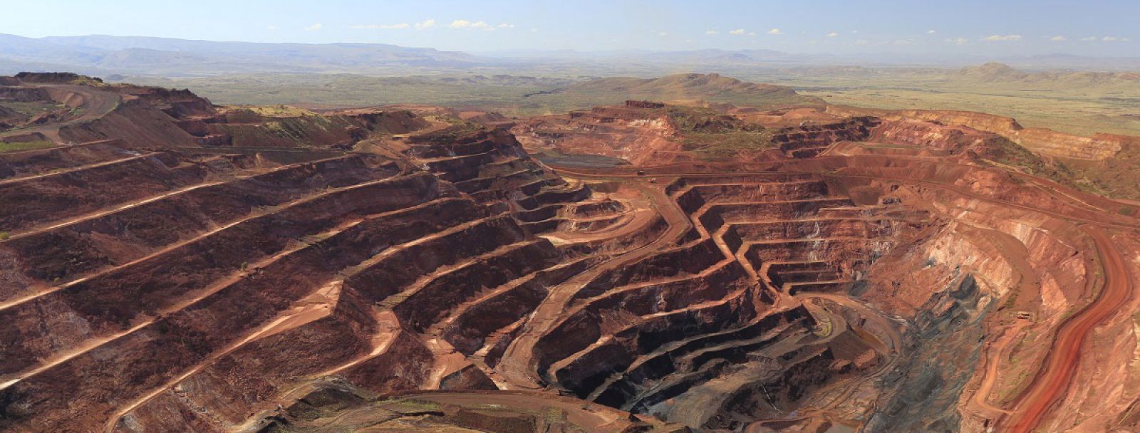  شرکت پیشرو تک پارسیان 